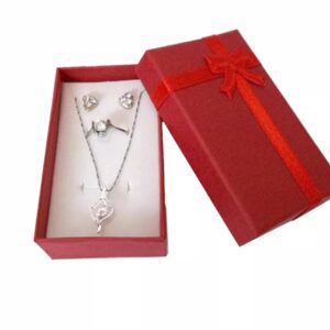 Pudełko jubilerskie na biżuterię zestaw czerwone prezentowe